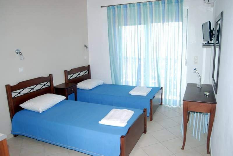 Αλκυονη Διαμερισματα Hotel Paralia Vrachou Bagian luar foto