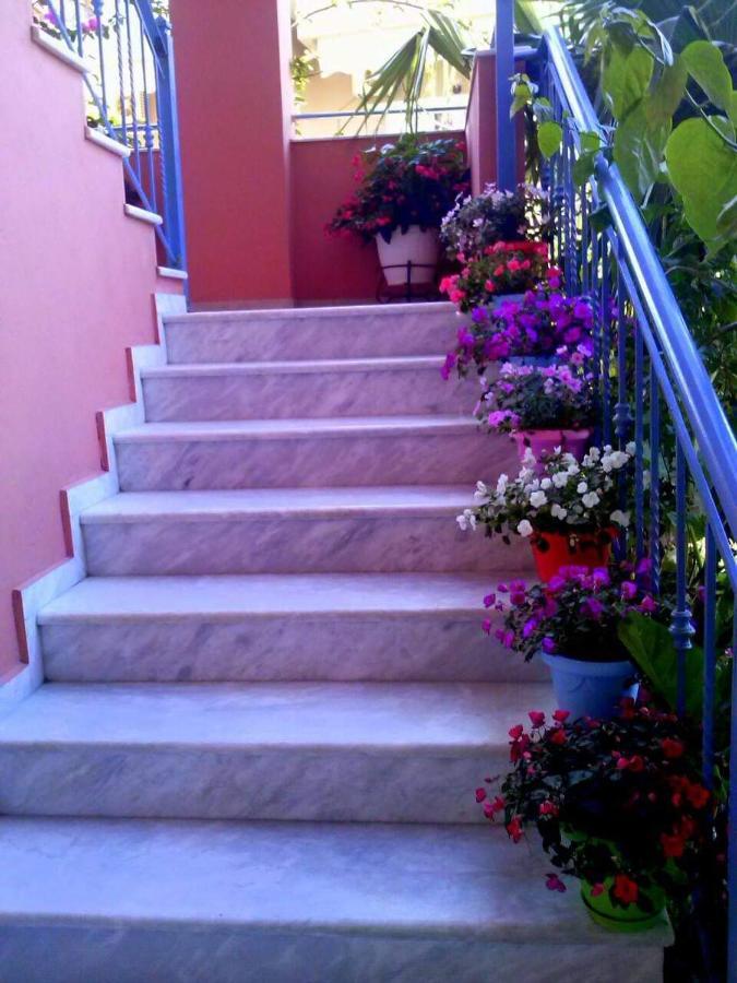 Αλκυονη Διαμερισματα Hotel Paralia Vrachou Bagian luar foto