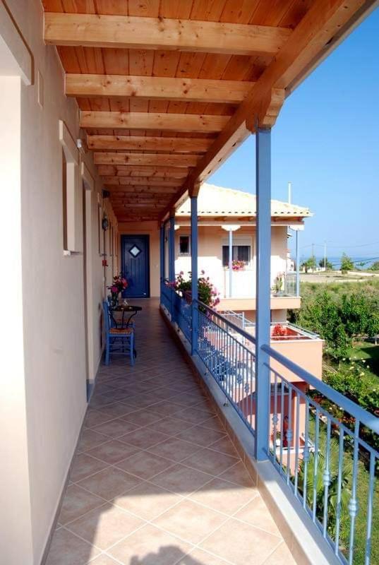 Αλκυονη Διαμερισματα Hotel Paralia Vrachou Bagian luar foto