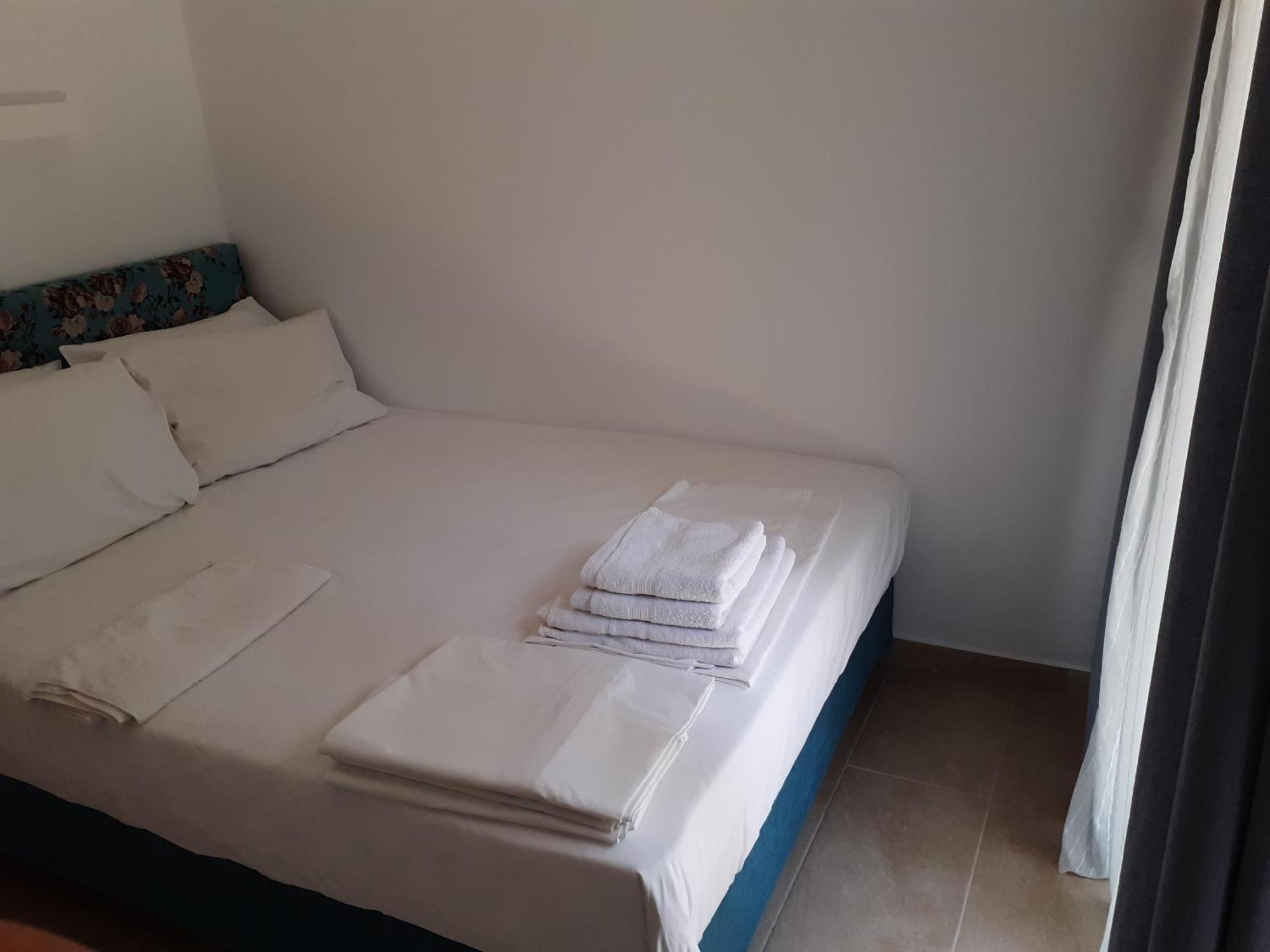 Αλκυονη Διαμερισματα Hotel Paralia Vrachou Bagian luar foto